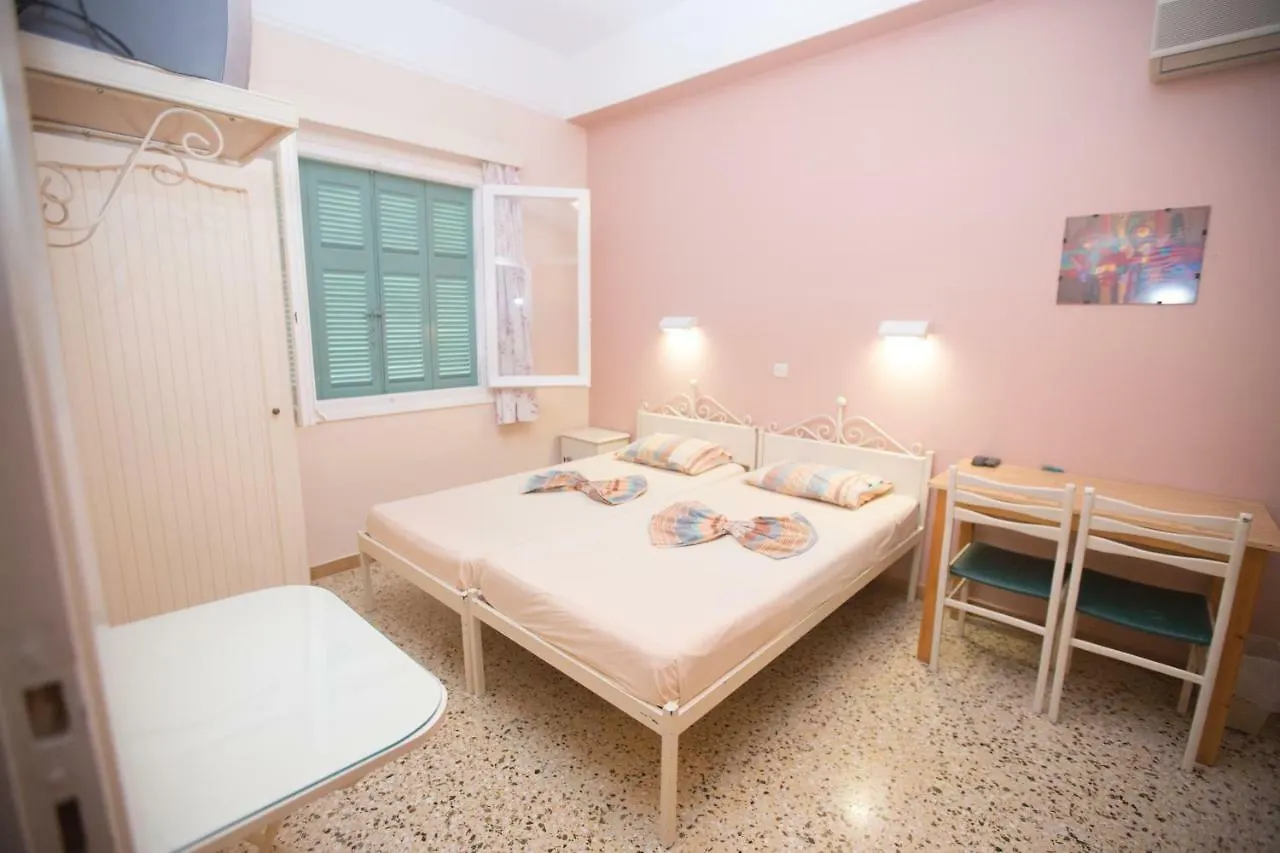 Marina Rooms Argostoli  Pensjonat